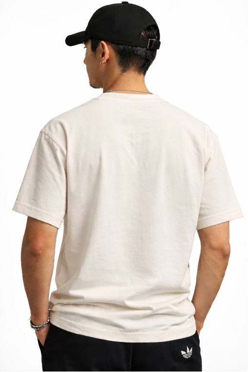 🔥 Adidas Originals Graphic T-Shirt – Off White