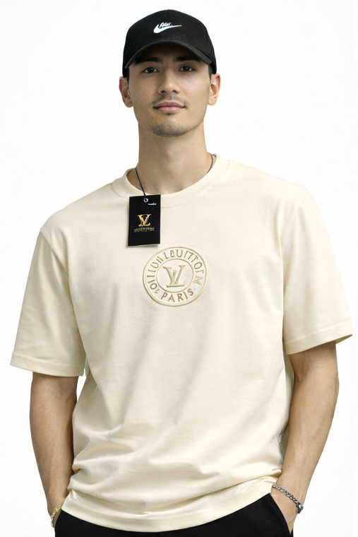 ✨ Classic T-Shirt – Minimal Style, Maximum Impact